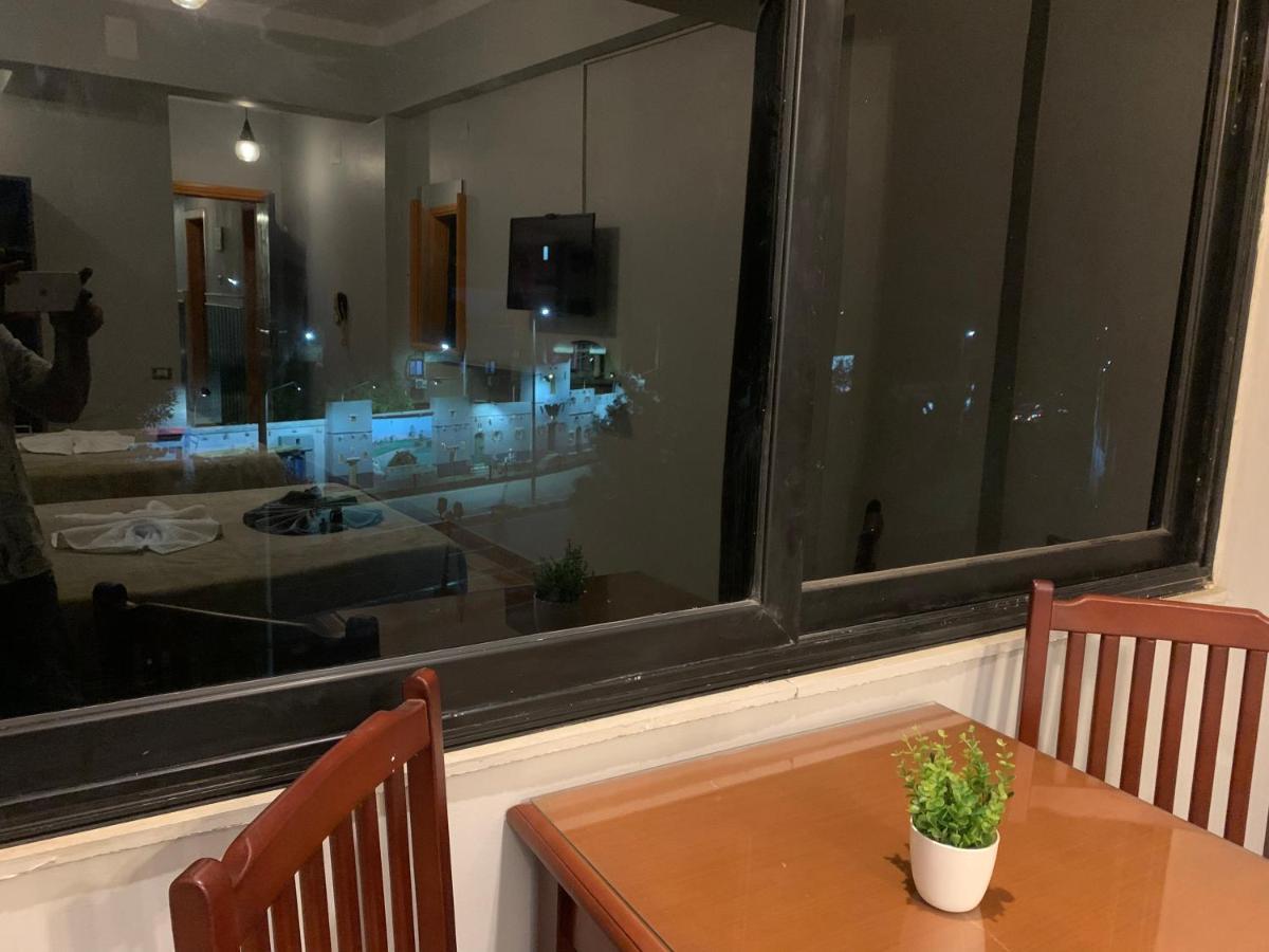 Royal Hotel Qinā Dış mekan fotoğraf