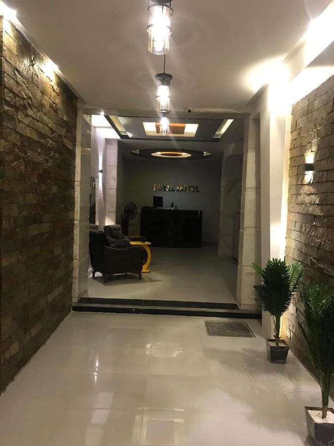 Royal Hotel Qinā Dış mekan fotoğraf